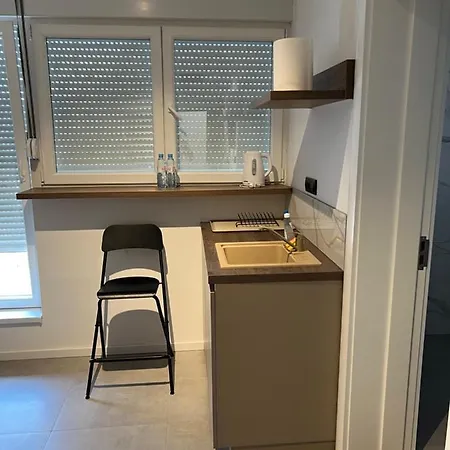 Parliament View 公寓 *