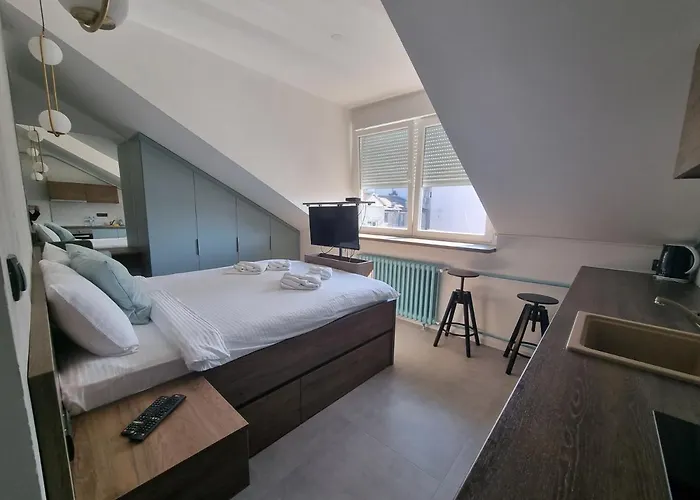 Parliament View * بلغراد